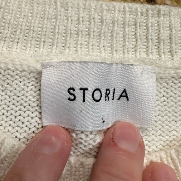 Storia Womens Large Ivory Crewneck Sweater With small Pom Pom Trim - Picture 3 of 7